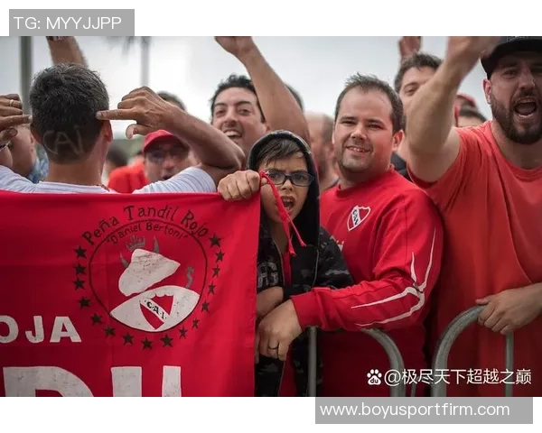 超百个球迷团体联名呼吁英超俱乐部未来两年冻结主场票价